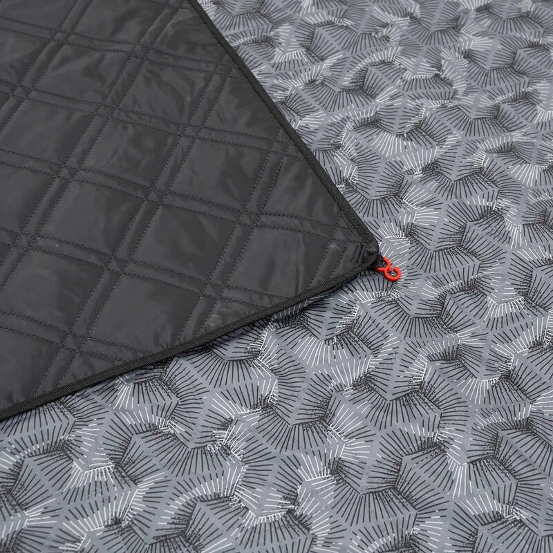 Quechua PLAID CONFORT ISOLANT - PIÈCE DÉTACHÉE POUR LA TENTE AIR SECONDS 4.2 POLYCOTON 9 Quechua PLAID CONFORT ISOLANT - PIÈCE DÉTACHÉE POUR LA TENTE AIR SECONDS 4.2 POLYCOTON – Image 7