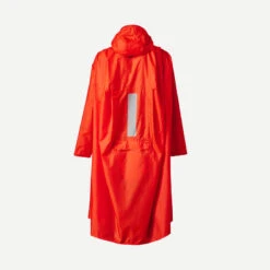 Quechua Poncho De Pluie De Randonnée - MT900 - 75L - Rouge - S/M -Regatta FR poncho de pluie de randonnee mt900 75l rouge sm 1